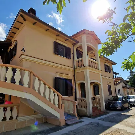 La Corte Liberty Rosa בית נופש